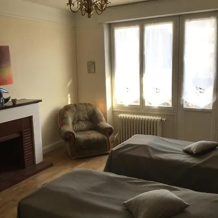 Appartement Les Glycines Vic-sur-Cère