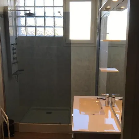 Les Glycines Appartement Vic-sur-Cère